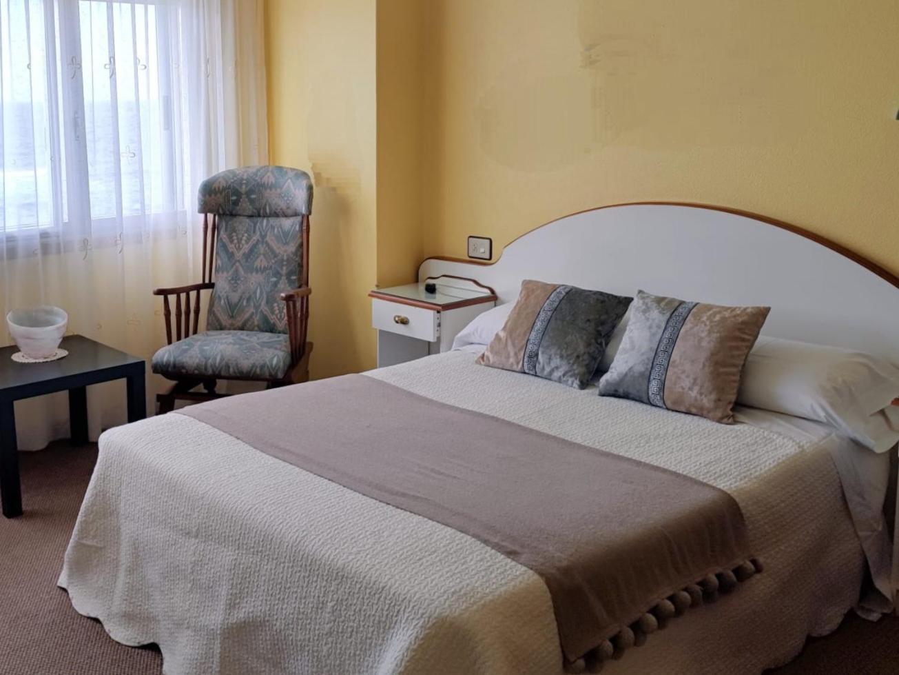 Hostal J.B Malpica de Bergantiños Exterior foto